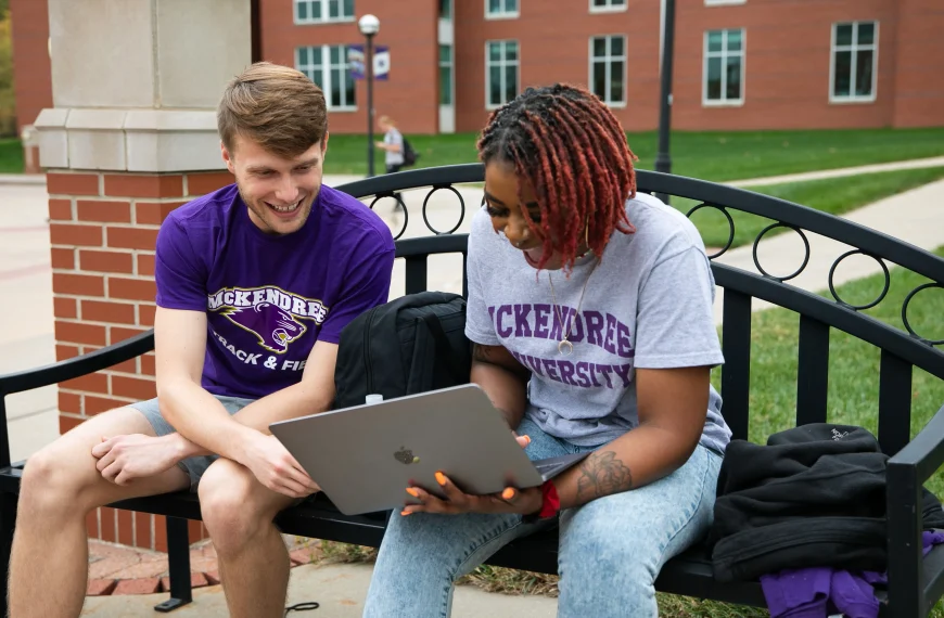 What Should I Consider When Choosing a College